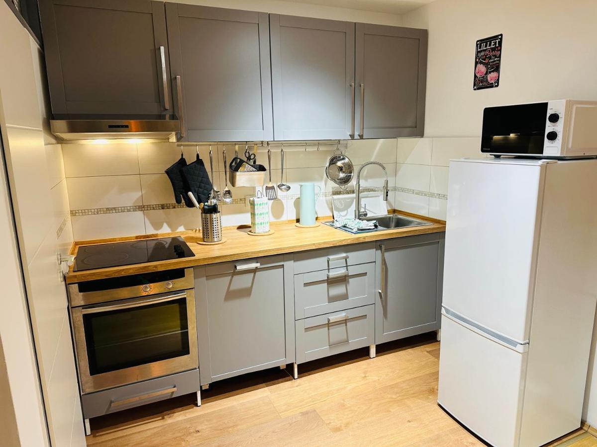 Ferienwohnung Stilvoll-Mit Balkon- Zentral - Netflix-Nespresso Essen Exterior foto