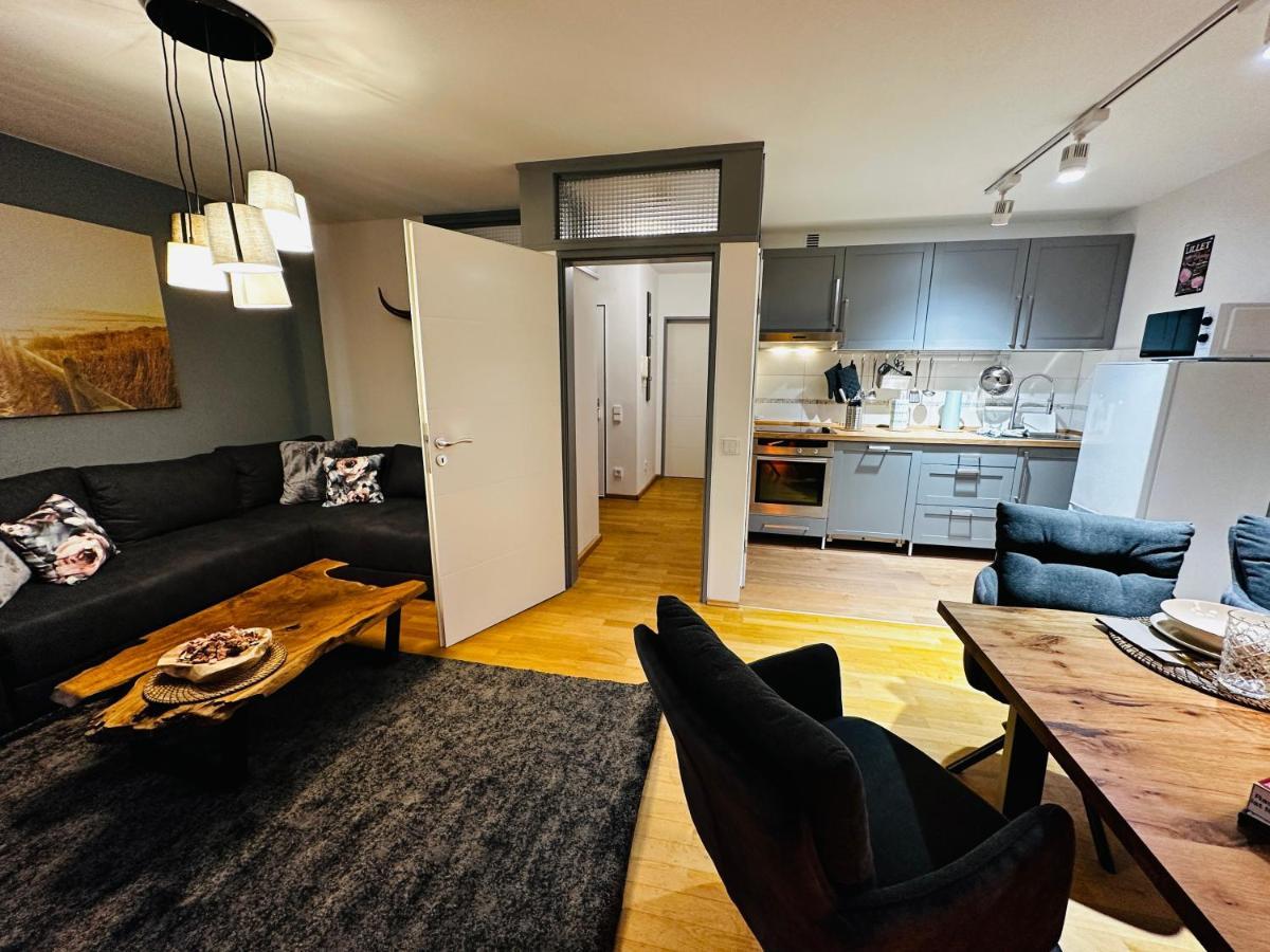Ferienwohnung Stilvoll-Mit Balkon- Zentral - Netflix-Nespresso Essen Exterior foto